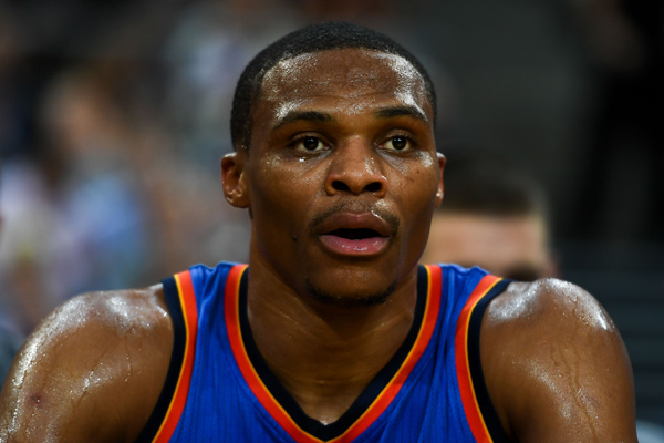 看到在不利 看到在不利