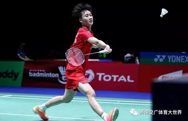 激烈的足球 激烈的足球