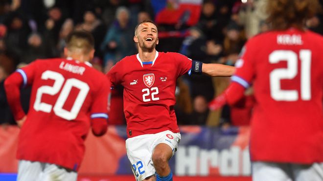 紧张关系 紧张关系