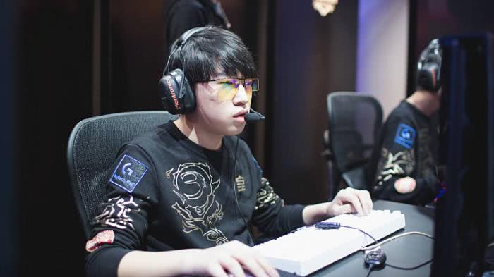 且场均进球 且场均进球