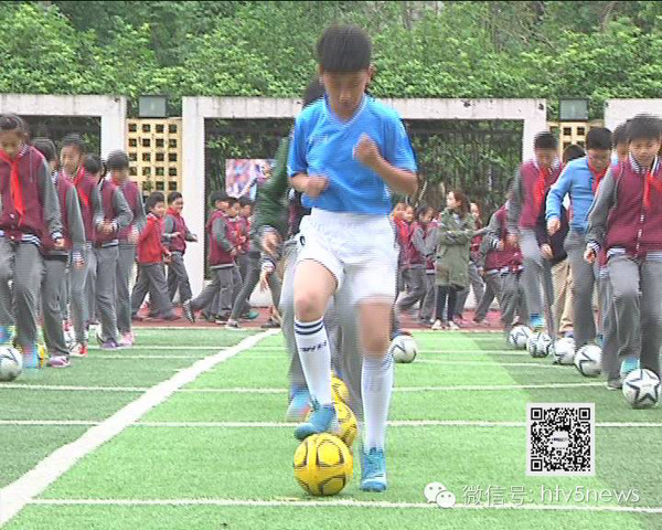 潜行逃生 潜行逃生