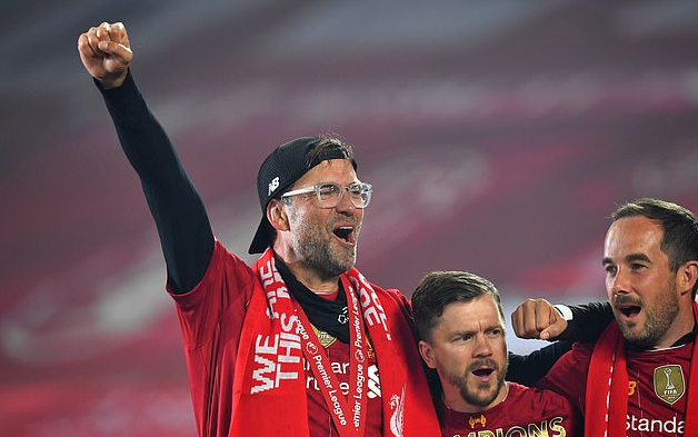 第一时间直 第一时间直